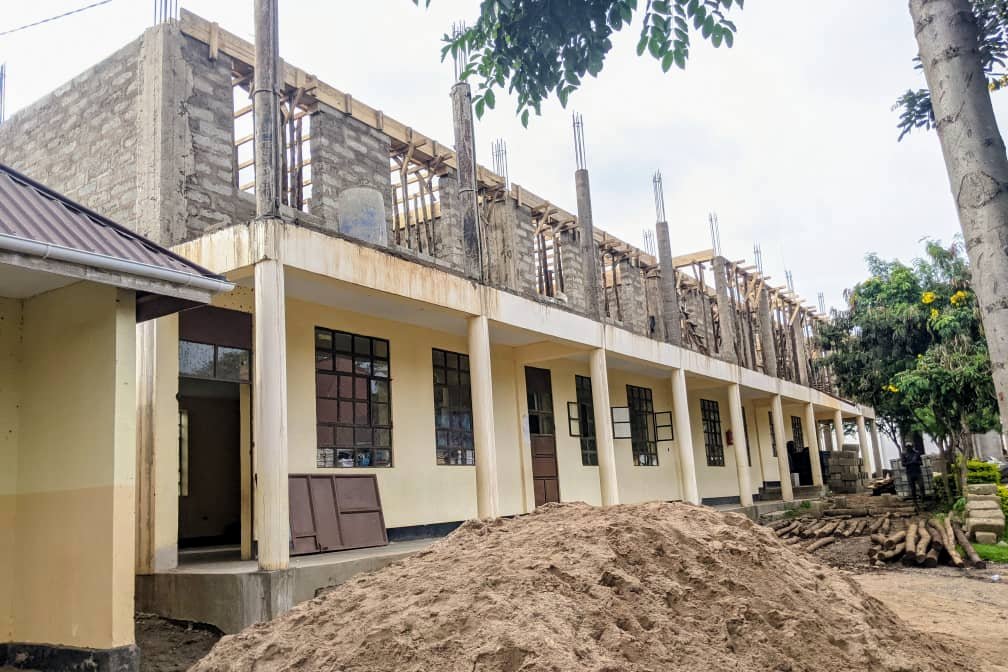 Picture of the final classroom building under construction